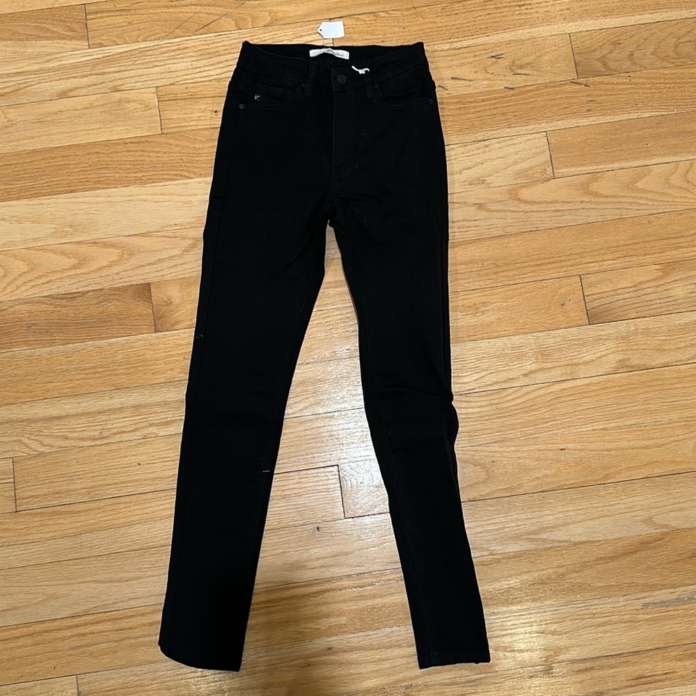 NWT KanCan Black skinny jeans